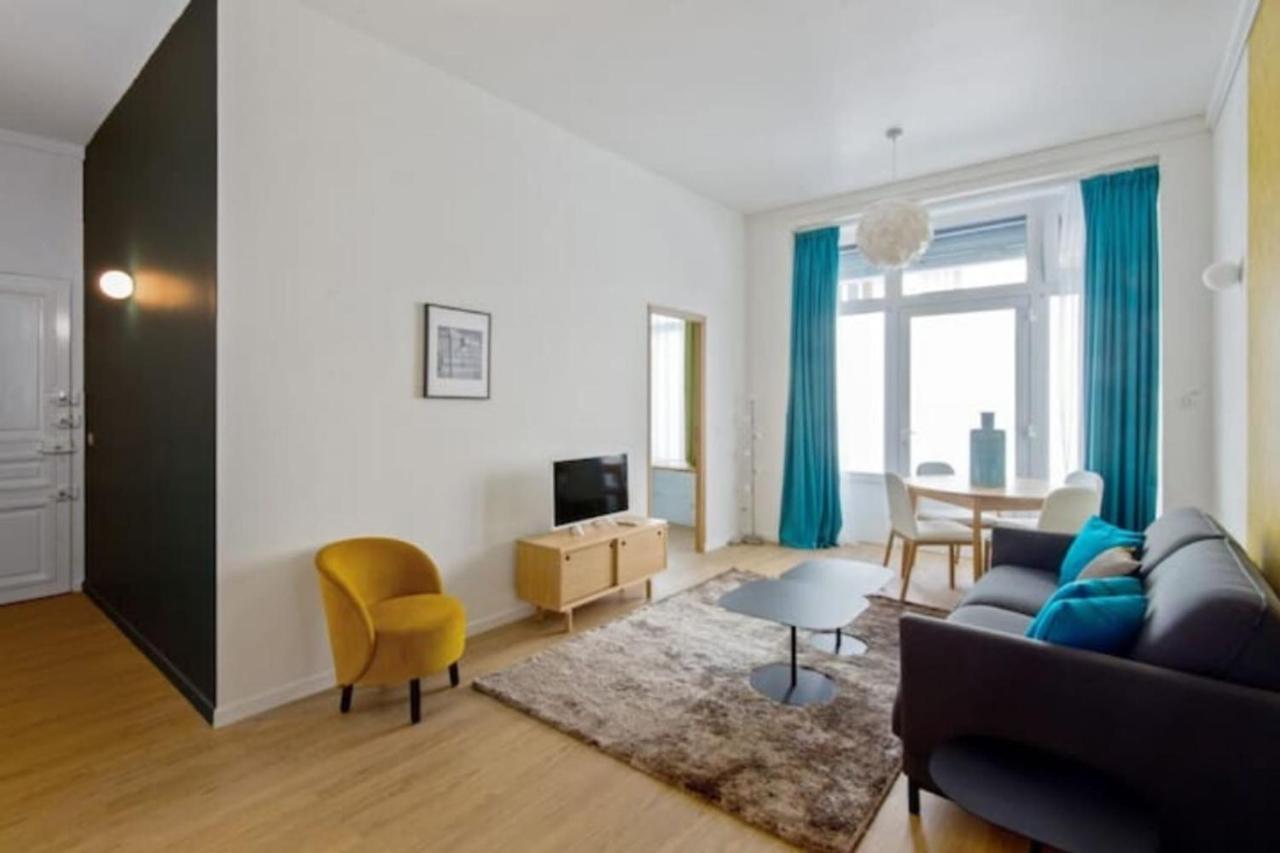 Cozy 2 Bedroom Apartment In Париж Екстер'єр фото